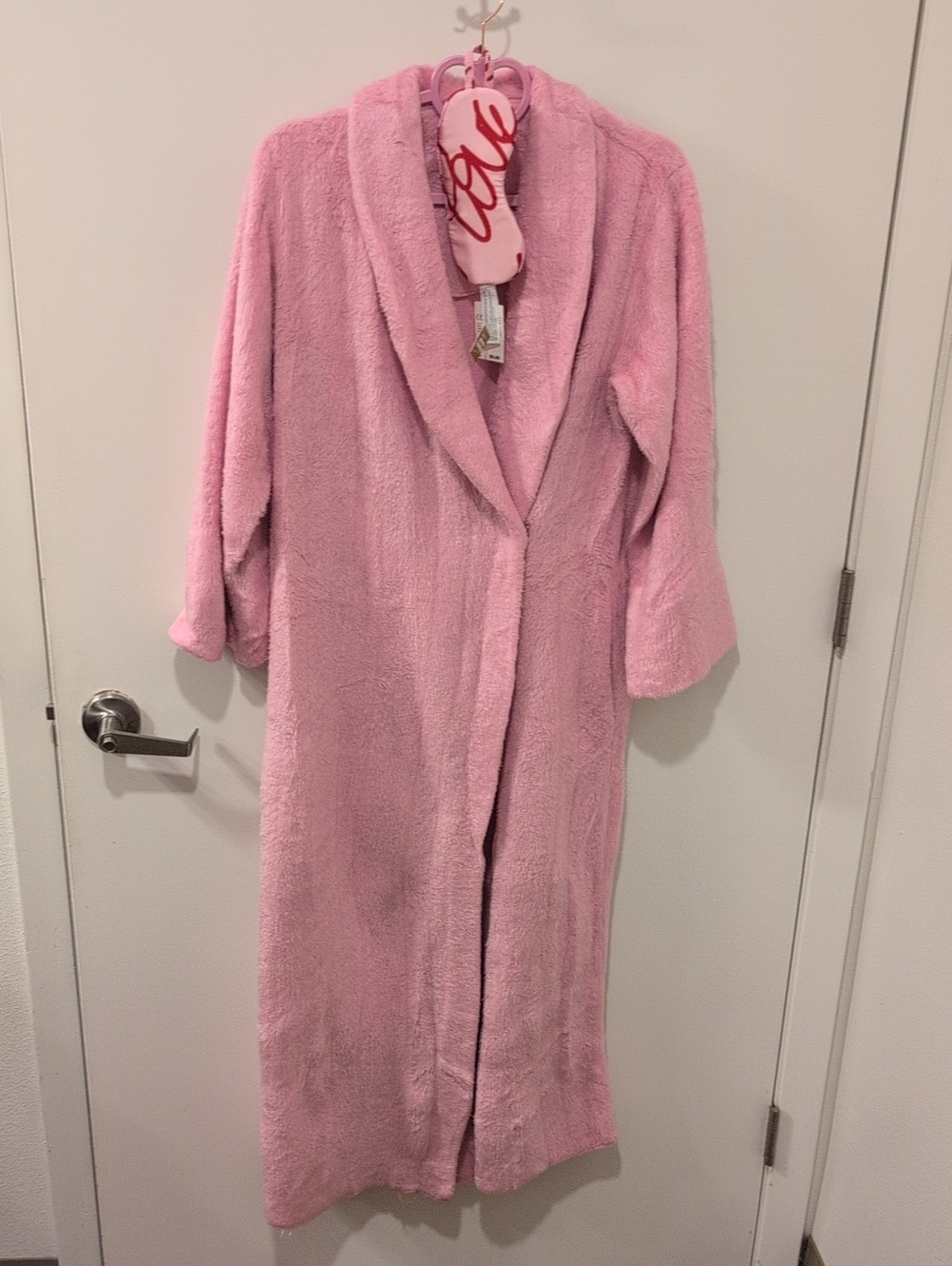 Vintage Pink soft Robe - Picture 2 of 7